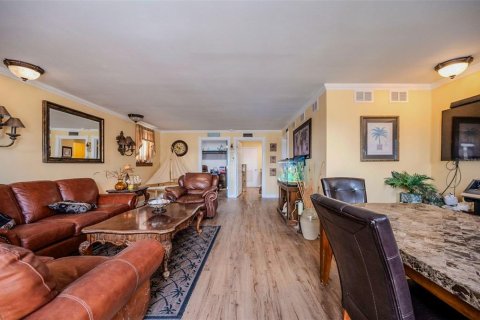 Propiedad comercial en venta en Palmetto, Florida, 305.37 m2 № 2287589 - foto 30