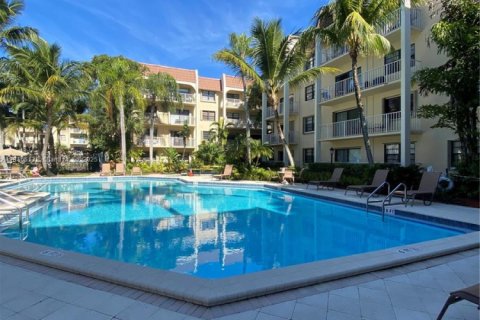 Copropriété à vendre à Miami, Floride: 2 chambres, 89.93 m2 № 1777596 - photo 16
