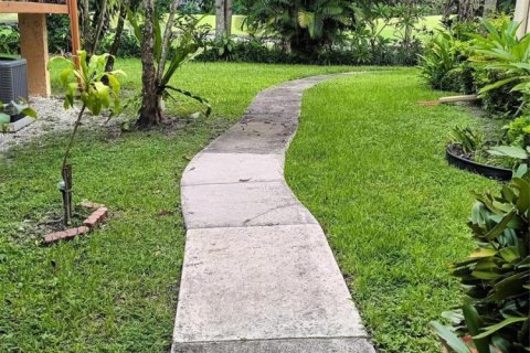 Copropriété à vendre à Tamarac, Floride: 2 chambres, 81.38 m2 № 2188178 - photo 7