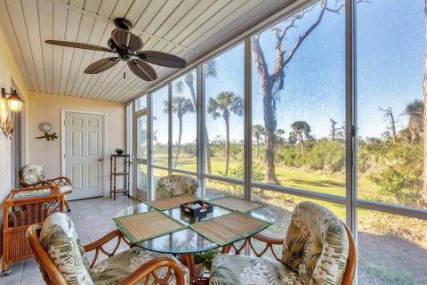 Condo in Englewood, Florida, 2 bedrooms  № 1558638 - photo 28