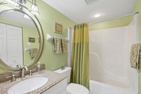 Condo in Englewood, Florida, 2 bedrooms  № 1558638 - photo 27