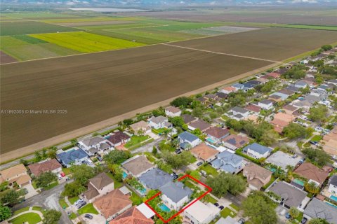 Купить виллу или дом в Майами, Флорида 5 спален, 285.67м2, № 1945426 - фото 9