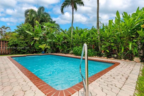 Купить виллу или дом в Майами, Флорида 5 спален, 285.67м2, № 1945426 - фото 14