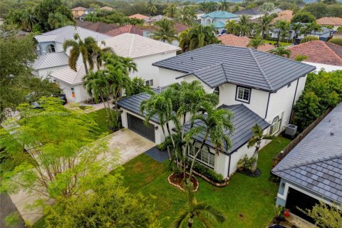 Купить виллу или дом в Майами, Флорида 5 спален, 285.67м2, № 1945426 - фото 7