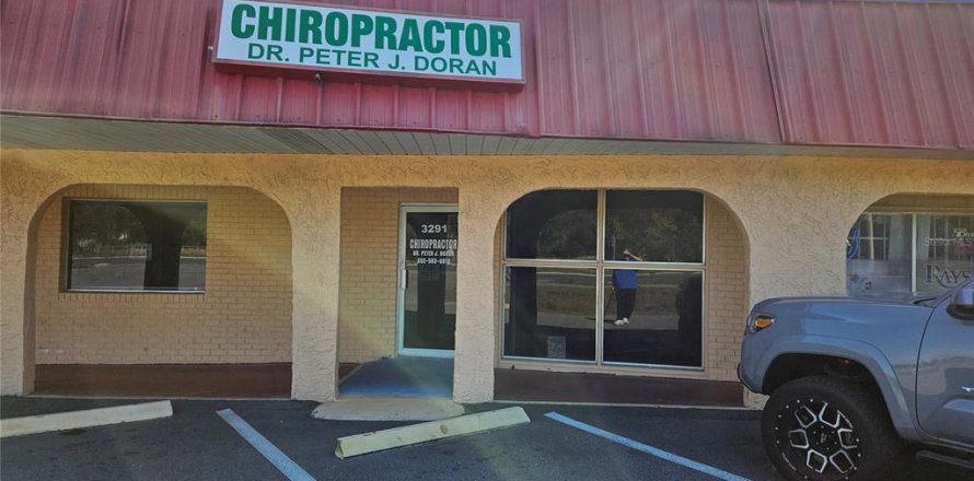 Commercial property in Homosassa, Florida 92.9 sq.m. № 1528933