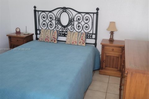 Condominio en alquiler en Miami Beach, Florida, 55.74 m2 № 2088512 - foto 11