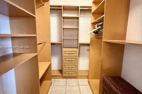 Condominio en alquiler en Miami Beach, Florida, 55.74 m2 № 2088512 - foto 8
