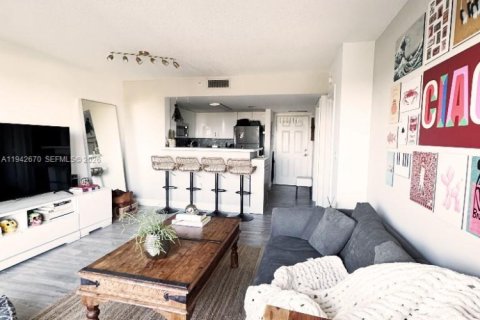 Condominio en venta en Miami, Florida, 1 dormitorio, 72.93 m2 № 2000466 - foto 5