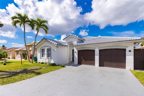 House in Miami, Florida 3 bedrooms, 170.85 sq.m. № 1729070 - photo 7