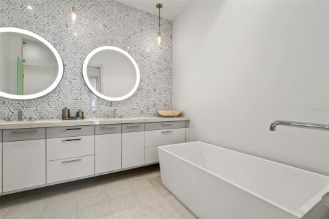 Copropriété à vendre à Longboat Key, Floride: 2 chambres, 200.11 m2 № 2431672 - photo 21