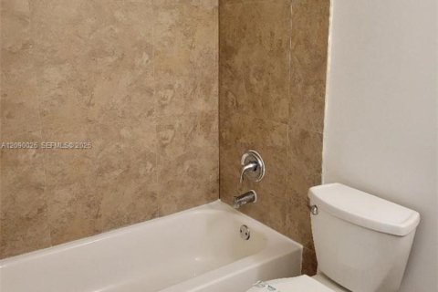 Copropriété à louer à Pompano Beach, Floride: 1 chambre, 75.53 m2 № 2368448 - photo 7