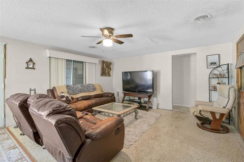House in Bradenton, Florida 3 bedrooms, 139.54 sq.m. № 1733121 - photo 10