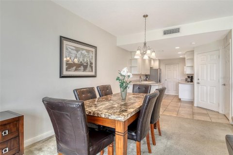Townhouse in Sarasota, Florida 3 bedrooms, 155.33 sq.m. № 1912677 - photo 7