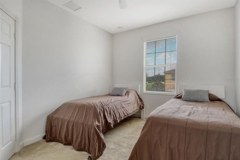 Townhouse in Sarasota, Florida 3 bedrooms, 155.33 sq.m. № 1912677 - photo 20
