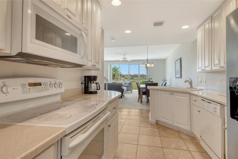 Townhouse in Sarasota, Florida 3 bedrooms, 155.33 sq.m. № 1912677 - photo 11