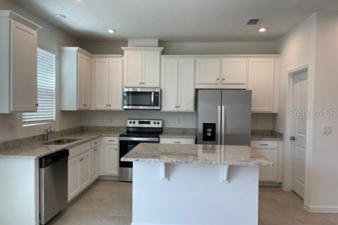 Touwnhouse à louer à Kissimmee, Floride: 3 chambres, 144.56 m2 № 2362374 - photo 3