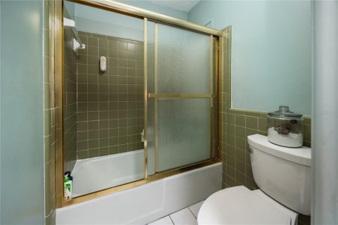 Casa en venta en Gainesville, Florida, 3 dormitorios, 176.89 m2 № 1876324 - foto 22