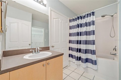 Condominio en venta en Celebration, Florida, 1 dormitorio, 98.2 m2 № 2291094 - foto 19