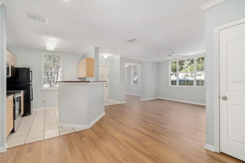 Condominio en venta en Celebration, Florida, 1 dormitorio, 98.2 m2 № 2291094 - foto 6