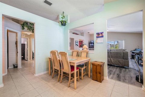 House in Riverview, Florida 3 bedrooms, 174.28 sq.m. № 1340482 - photo 12