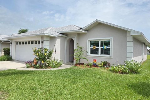 Copropriété à vendre à Okeechobee, Floride: 3 chambres, 129.32 m2 № 1812438 - photo 1