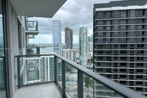 Condo in Miami, Florida, 2 bedrooms  № 1701117 - photo 4