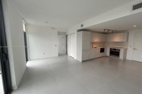 Condo in Miami, Florida, 2 bedrooms  № 1701117 - photo 16