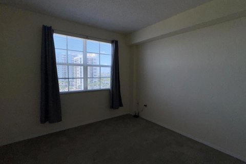 Copropriété à louer à West Palm Beach, Floride: 2 chambres, 99.5 m2 № 2303807 - photo 11