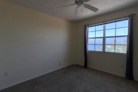 Copropriété à louer à West Palm Beach, Floride: 2 chambres, 99.5 m2 № 2303807 - photo 15