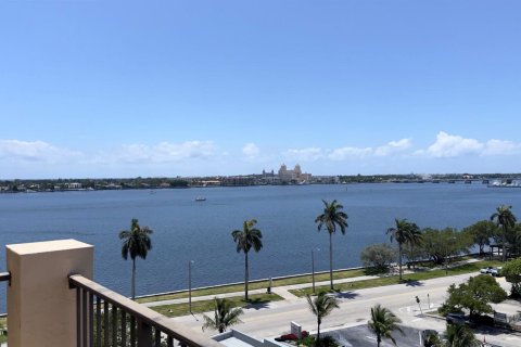 Condo à West Palm Beach, Floride, 2 chambres  № 2303807