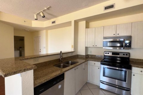 Copropriété à louer à West Palm Beach, Floride: 2 chambres, 99.5 m2 № 2303807 - photo 7