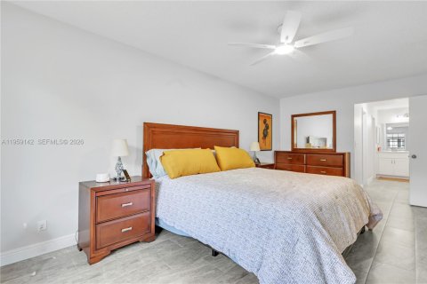 Condo in Boynton Beach, Florida, 2 bedrooms  № 2017868 - photo 10