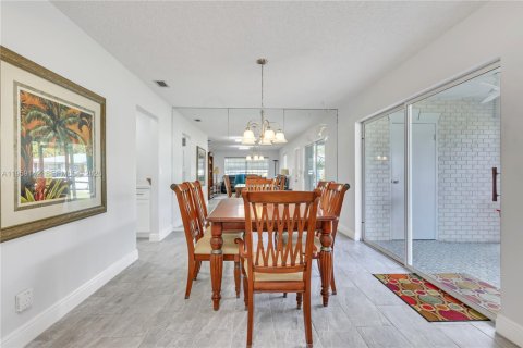 Condo in Boynton Beach, Florida, 2 bedrooms  № 2017868 - photo 8