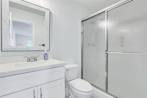 Condo in Boynton Beach, Florida, 2 bedrooms  № 2017868 - photo 15