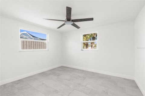 House in Hudson, Florida 2 bedrooms, 121.79 sq.m. № 2105134 - photo 18