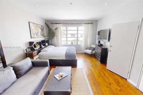 Купить кондоминиум в Майами-Бич, Флорида 46.45м2, № 1958501 - фото 3