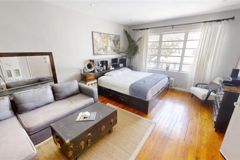 Купить кондоминиум в Майами-Бич, Флорида 46.45м2, № 1958501 - фото 1