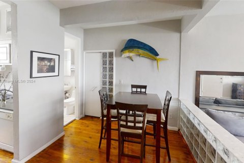 Купить кондоминиум в Майами-Бич, Флорида 46.45м2, № 1958501 - фото 9