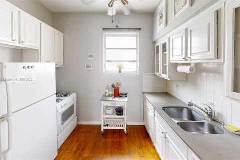 Купить кондоминиум в Майами-Бич, Флорида 46.45м2, № 1958501 - фото 7