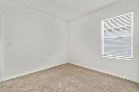 House in Wesley Chapel, Florida 4 bedrooms, 171.5 sq.m. № 2222633 - photo 15