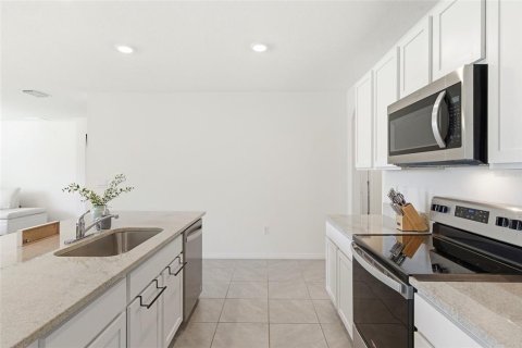 House in Wesley Chapel, Florida 4 bedrooms, 171.5 sq.m. № 2222633 - photo 27