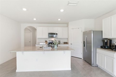 House in Wesley Chapel, Florida 4 bedrooms, 171.5 sq.m. № 2222633 - photo 24