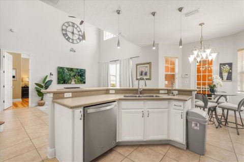 Villa ou maison à vendre à Four Corners, Floride: 5 chambres, 355.82 m2 № 2126641 - photo 10