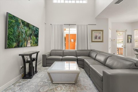 Villa ou maison à vendre à Four Corners, Floride: 5 chambres, 355.82 m2 № 2126641 - photo 4