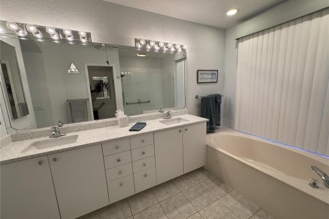Casa en venta en Bradenton, Florida, 4 dormitorios, 223.43 m2 № 1791970 - foto 27