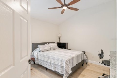 Casa en venta en The Villages, Florida, 3 dormitorios, 179.02 m2 № 1810793 - foto 30