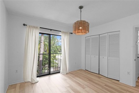 House in Sarasota, Florida 3 bedrooms, 180.42 sq.m. № 1884504 - photo 26