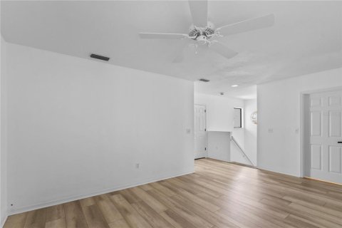 House in Sarasota, Florida 3 bedrooms, 180.42 sq.m. № 1884504 - photo 22