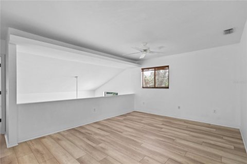 House in Sarasota, Florida 3 bedrooms, 180.42 sq.m. № 1884504 - photo 23