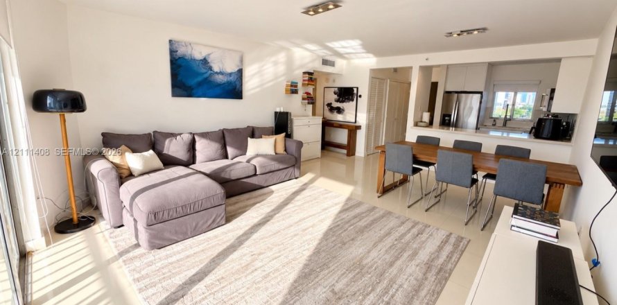 Condo à Miami, Floride, 2 chambres  № 2432260